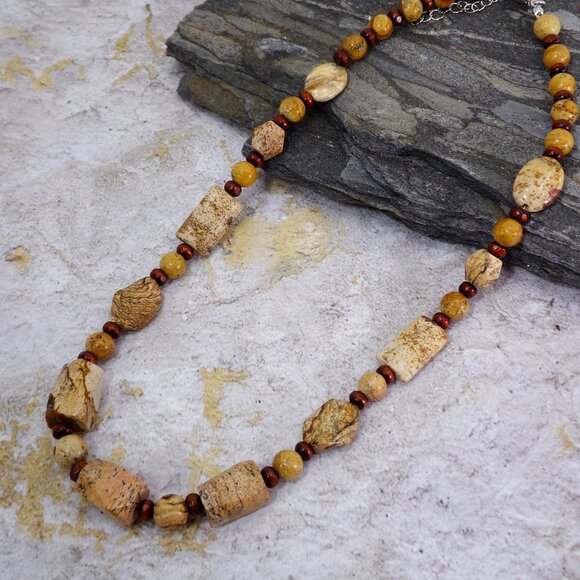 Brown and beige agate stone necklace mixed with small wood beads New - Picture 9 of 11